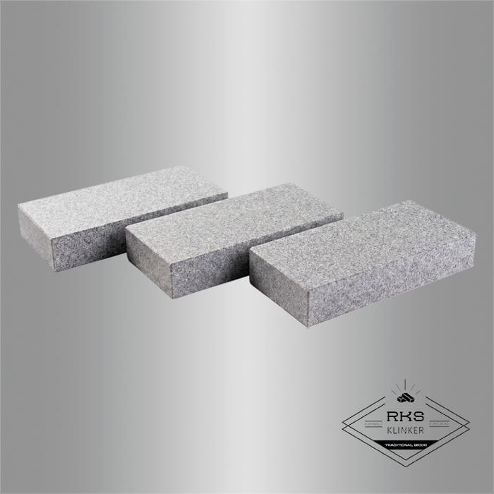 Гранитная брусчатка RKS SLATE Сильвер Пёрл, пиленая 200х100 мм в Липецке