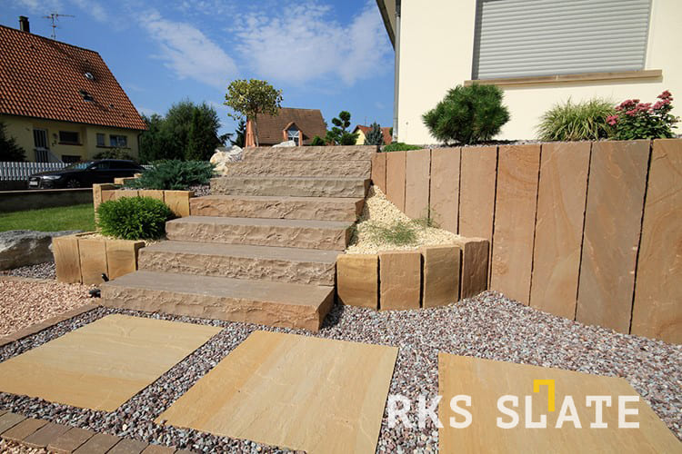 Монолитные ступени из песчаника Belgian Multi от RKS SLATE